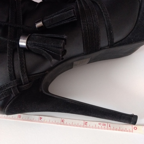 Colin Stuart black booties - Picture 3 of 4